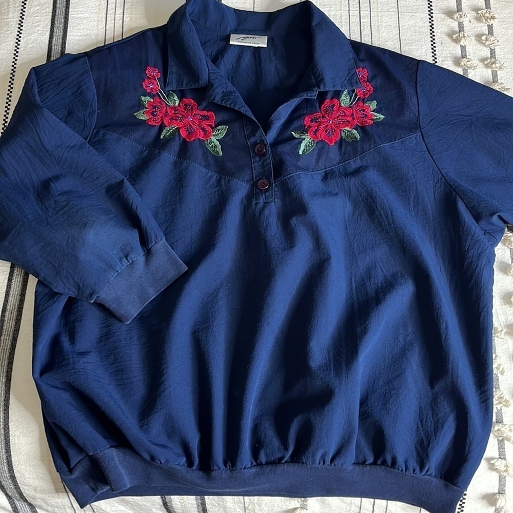 Vintage GW Division of Graff • floral embroidered bomber top